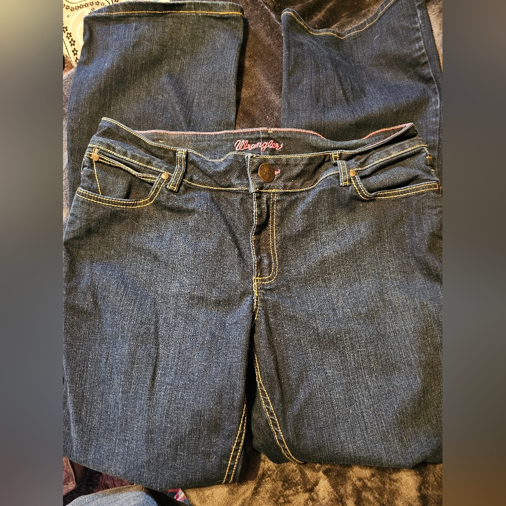 Wrangler Women's Indigo Boot Cut Jeans
